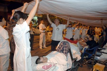 奮力行動 攜手過難關