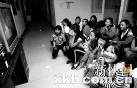 小學震后無恙 網友向建筑商致敬