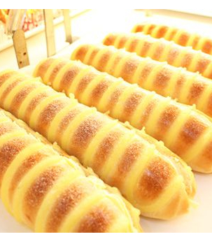 如何親手制作毛毛蟲面包