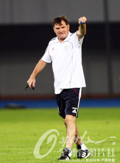 國足傷兵滿營鬧人荒 影響卡馬喬戰術安排