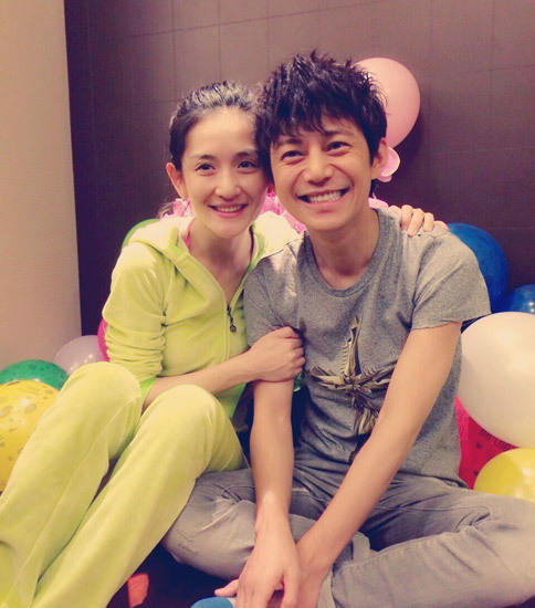 坡姐為逆生長(zhǎng)老搭檔辦驚喜生日會(huì)（組圖）