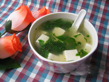 產后瘦身食譜之芹菜豆腐湯