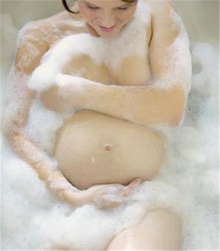 破水可以洗澡嗎