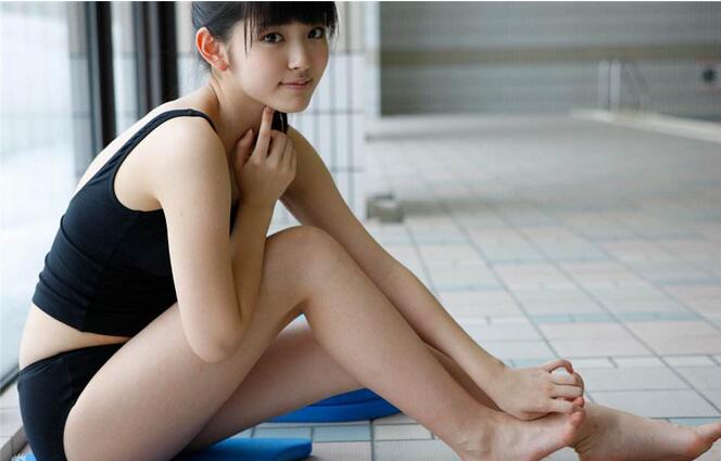 泳衣帶鋼托好還是不帶好？夏天選擇泳衣的方法簡介