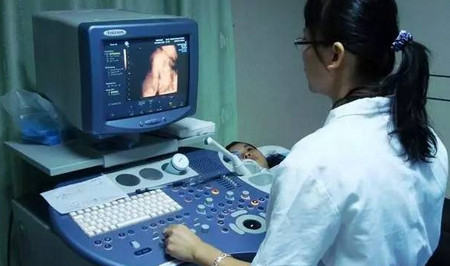 孕檢胎兒心臟有問題，婆婆卻執意要留下寶寶，孕媽該怎么辦？