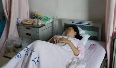 孕婦順產生娃老公進產房陪同，結果孩子出生后，老公卻被抬了出來......
