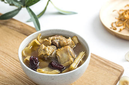 睡前故事_冬天的禮物的故事