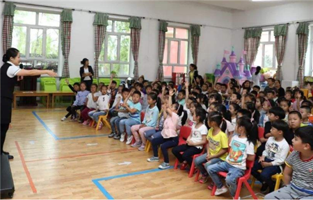 中班安全落水的小貓教案