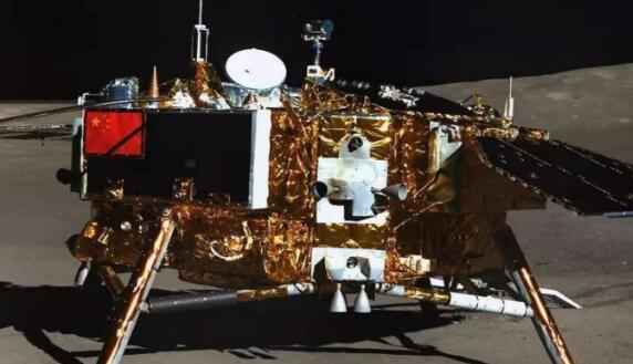 二年級下冊第18課《太空生活趣事多》PPT課件免費下載