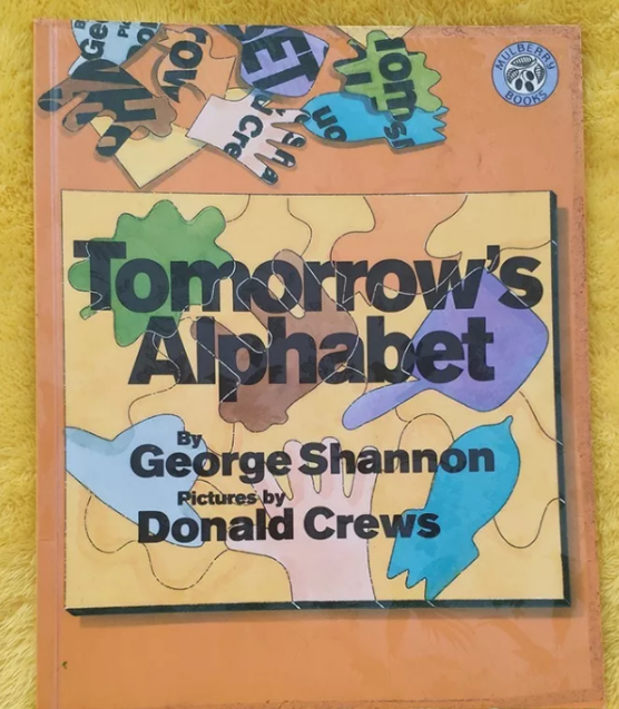 廖彩杏書單42周第一本英文繪本Tomorrow's Alphabet資源免費下載