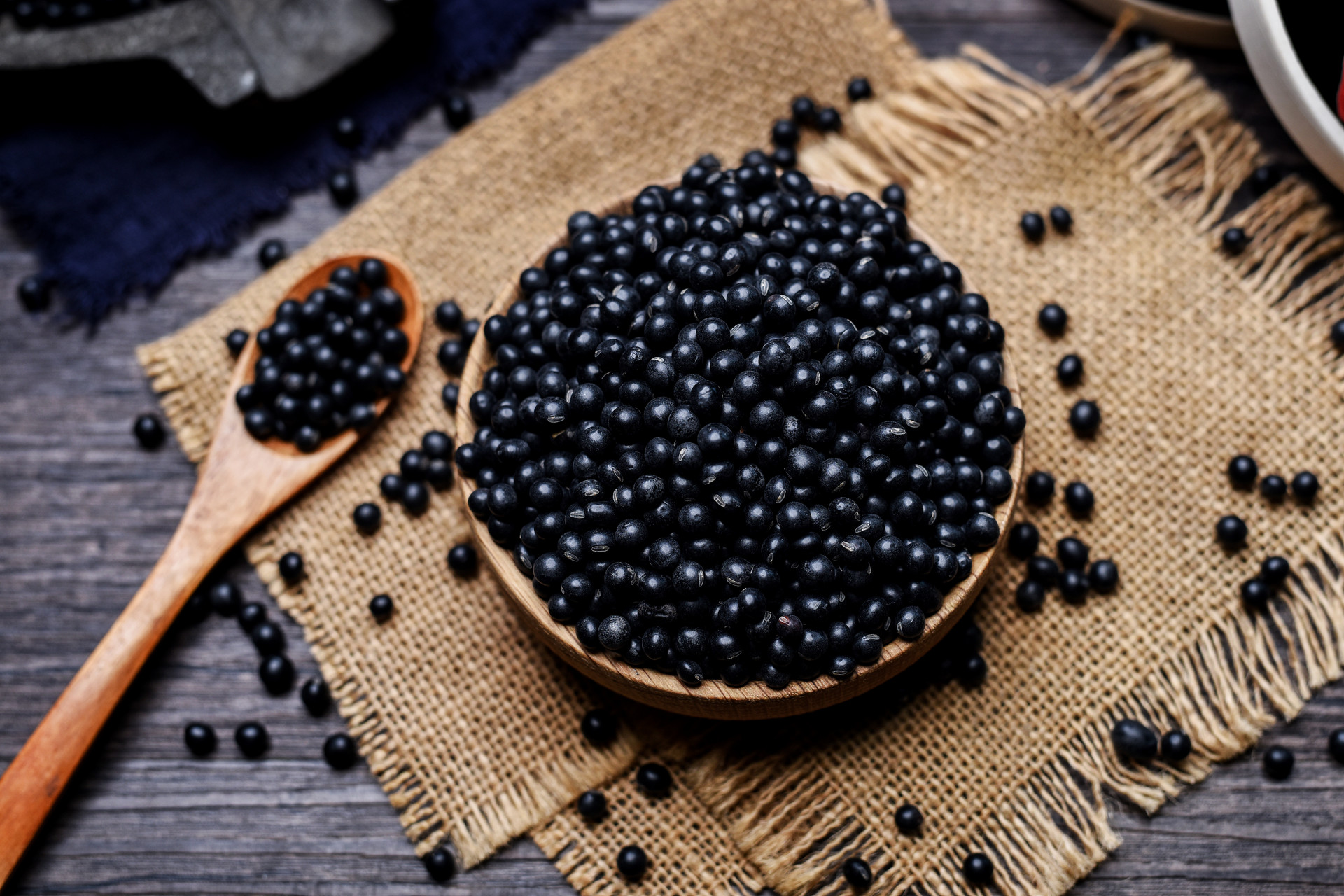 冬季補腎吃什么食物 這7種黑色食物最滋補