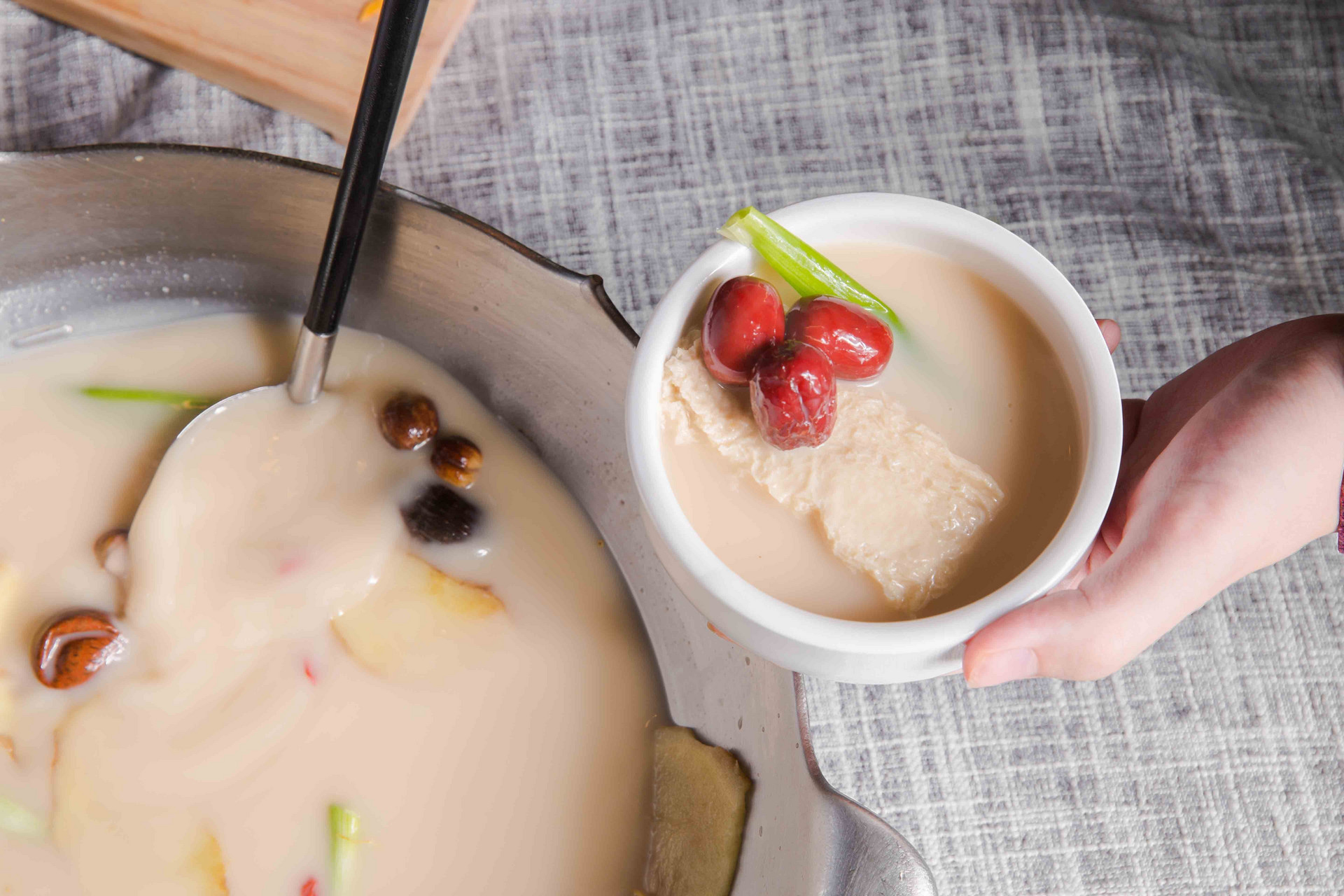 產后什么時候吃魚膠比較好