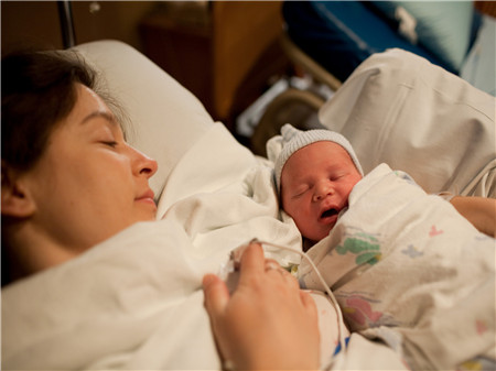 產后拉不出大便怎么辦